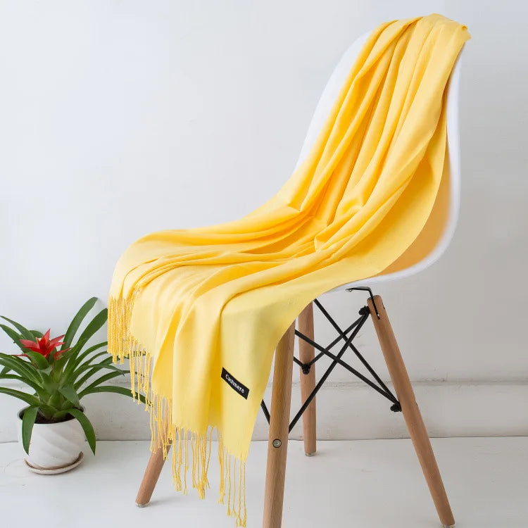 Wearclo | Elegant and Warm Scarf for Women