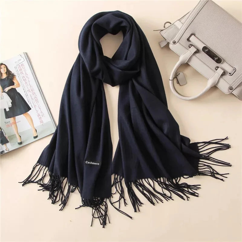 Wearclo | Elegant and Warm Scarf for Women