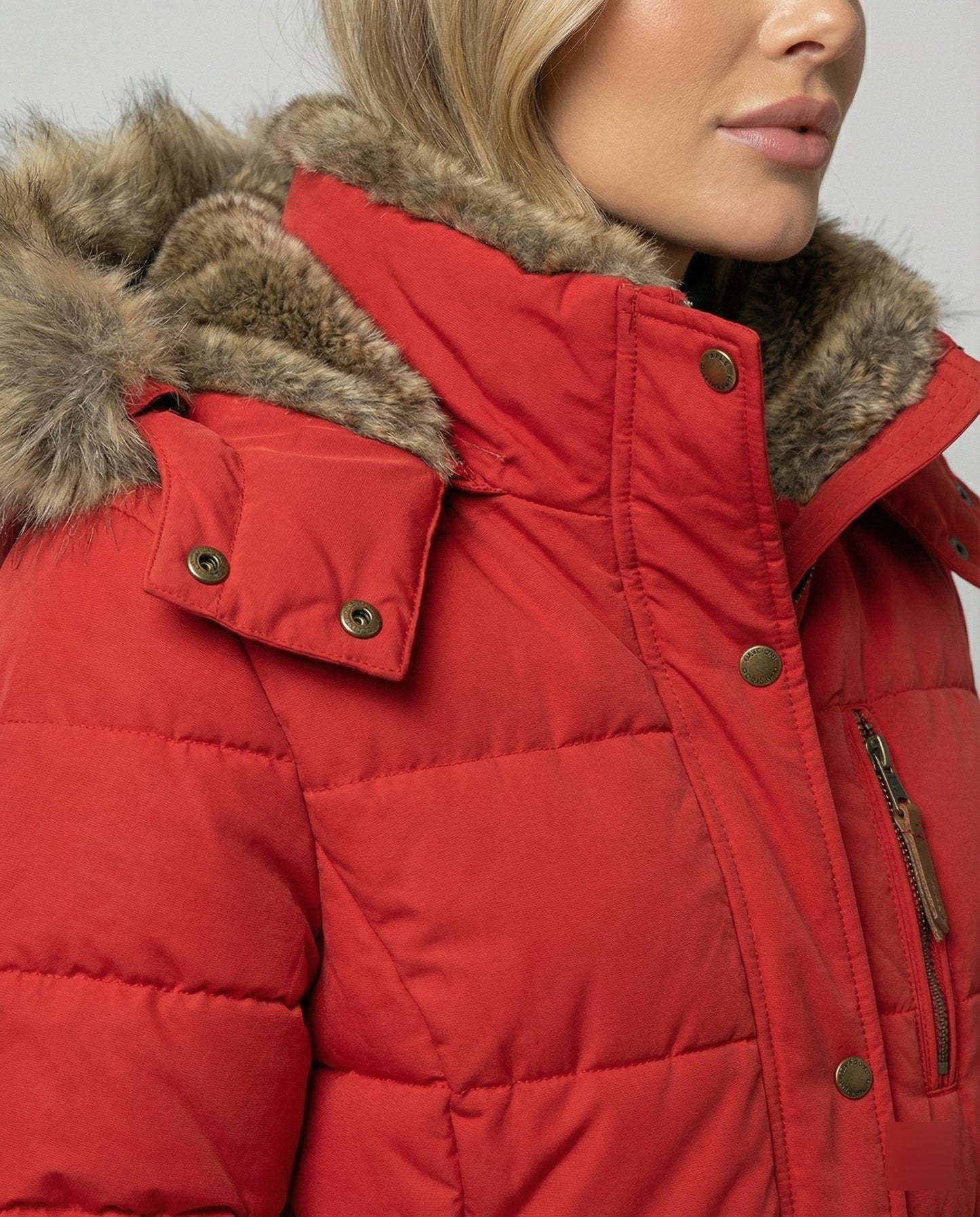 Wearclo - Fashionable Winter Jacket, Warmly Lined with Hood