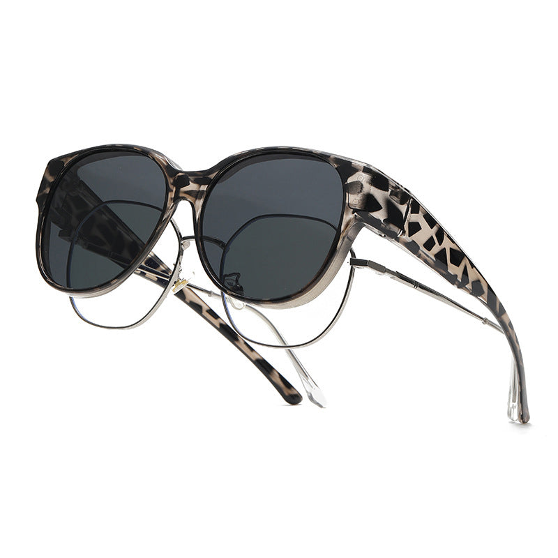 Wearclo | Fit Over Glasses Sunglasses