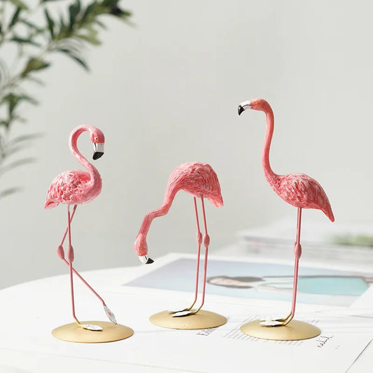 Wearclo | Flamingo Figurine made of Resin Modern Decoration
