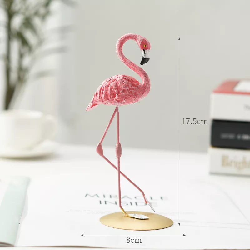 Wearclo | Flamingo Figurine made of Resin Modern Decoration