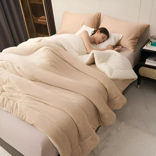 Wearclo | Fleece Blanket | Soft and Durable | Multiple Sizes