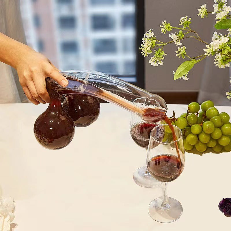 Wearclo | Glass Decanter | Elegant Design and 650 ml Capacity | Clear