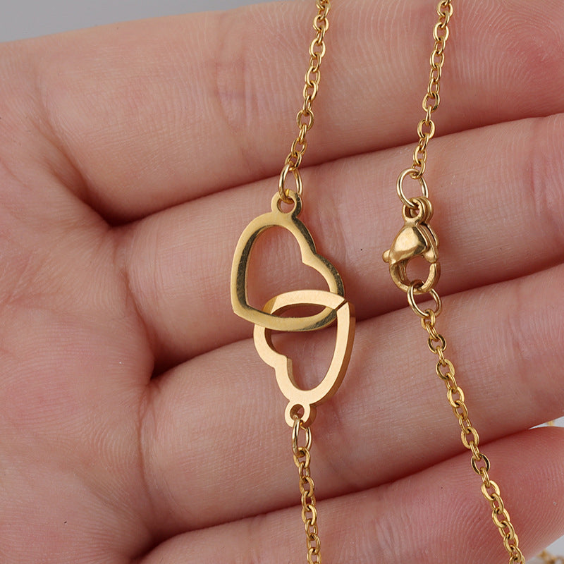 Wearclo | Heart Necklace with Rotating Rose Gift Box