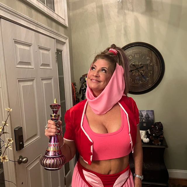 Wearclo | I dream of Jeannie Bottle