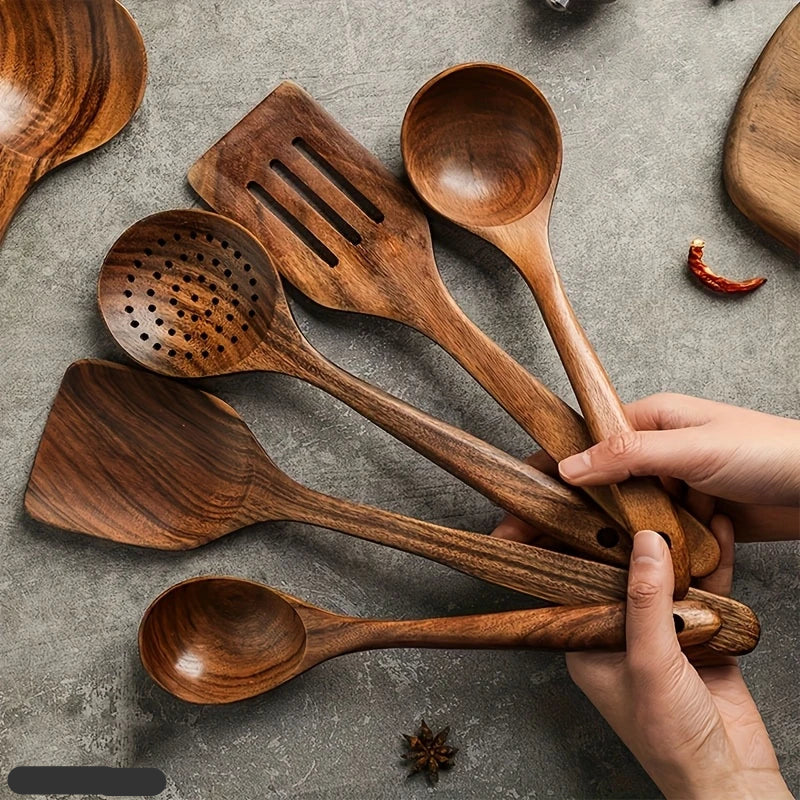 Wearclo | Kitchen Set Made of Natural Teak Wood