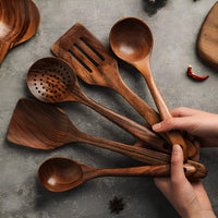 Wearclo Kitchen Utensils in Natural Wood Set