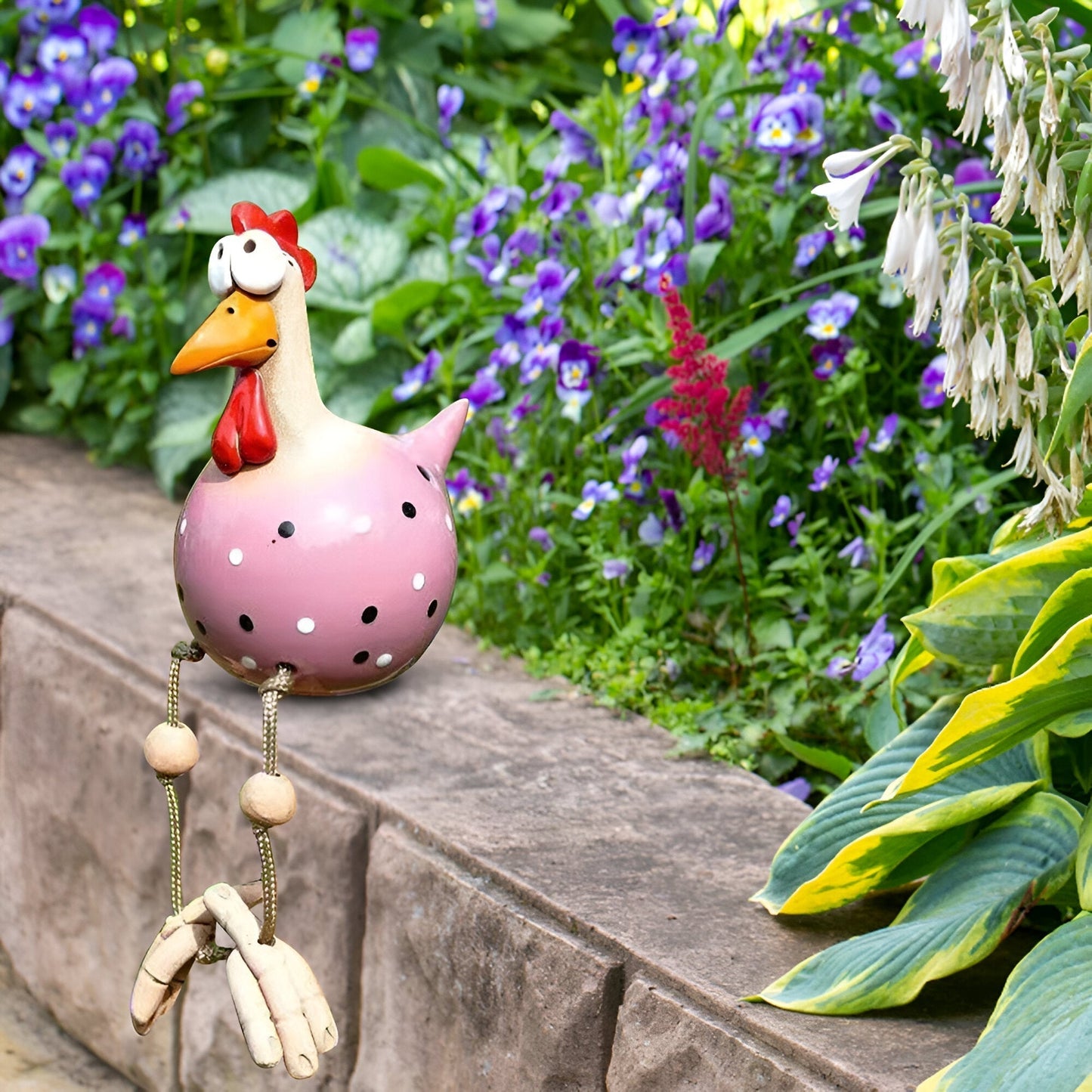 Wearclo | Large-Eyed Chicken Statue - Weatherproof Resin Craft - Rooster Garden Statue