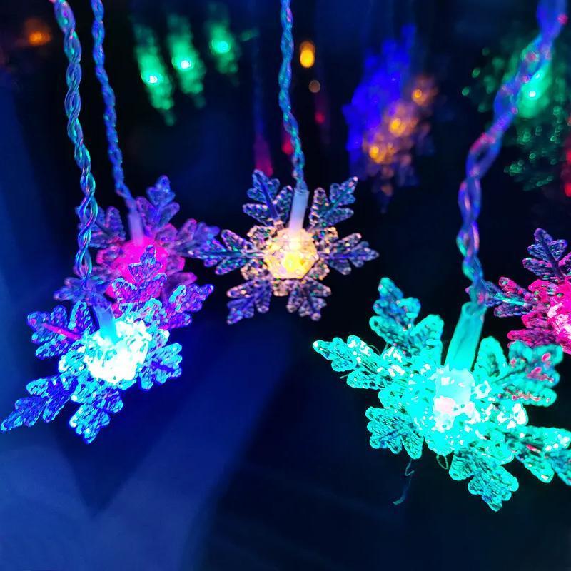 Wearclo | LED Curtain Light String with Snowflake | Indoor & Outdoor
