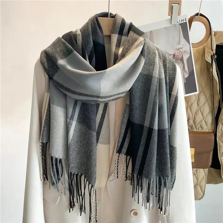 Wearclo | Luxury Elegant Warm Scarf