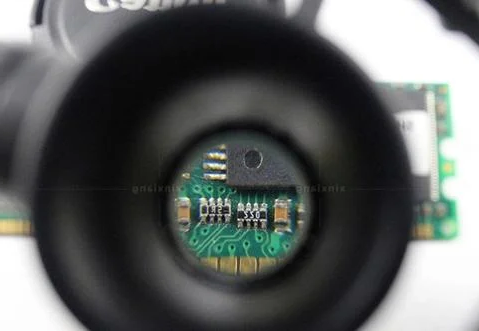 Wearclo | Magnifying Glass with 8x, 15x, and 23x magnification for detailed viewing and precision work