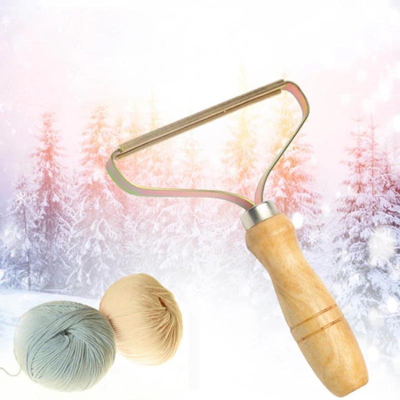 Wearclo | Manual Lint Remover | Copper Precision Head | Solid Wood Handle | Battery-Free Fabric Shaver for Cashmere, Wool & Upholstery | Pilling Extractor