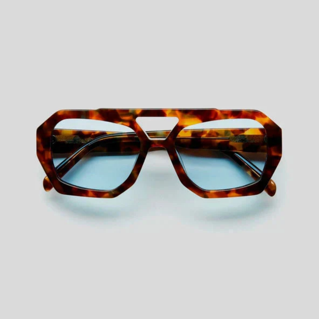 Wearclo | Men's Geometric Frame Sunglasses with Tinted Lenses