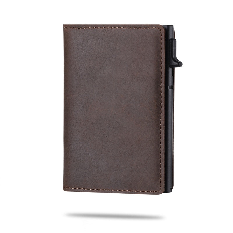 Wearclo | Men's Wallet with Airtag Holder and Carbon Pattern