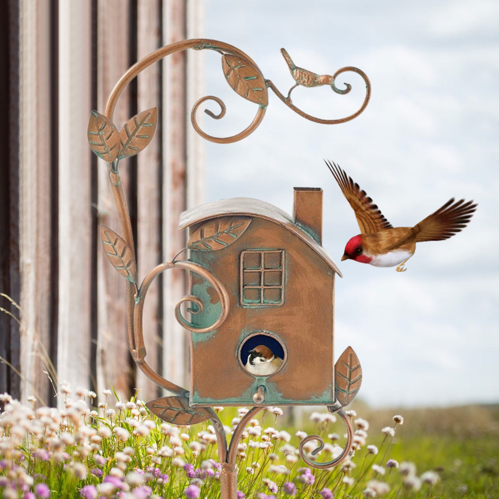Wearclo | Metal Art Birdhouse on Garden Stake - FeatherNest
