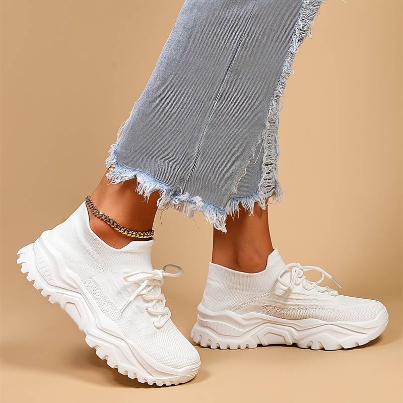 Wearclo | Orthopedic Shoes with Additional Support for the Feet