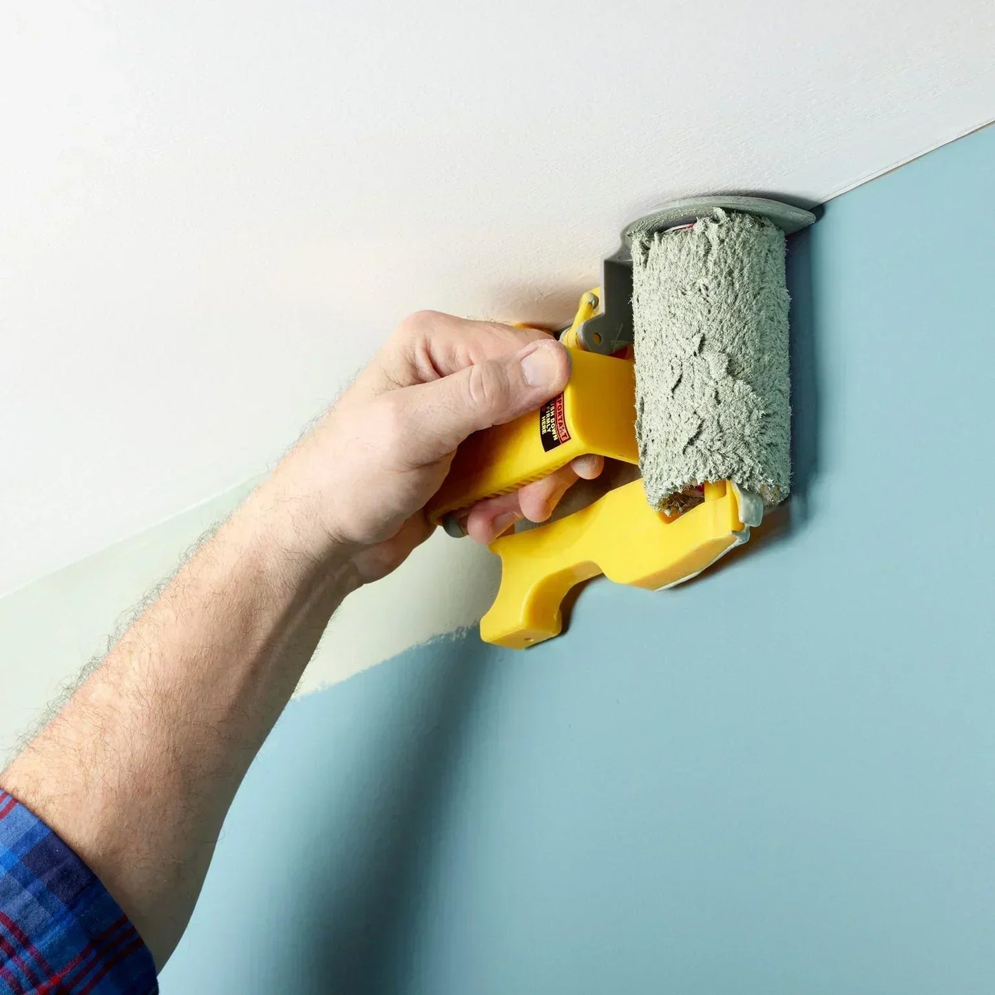 Wearclo | Paint Roller for Edging Walls and Ceilings