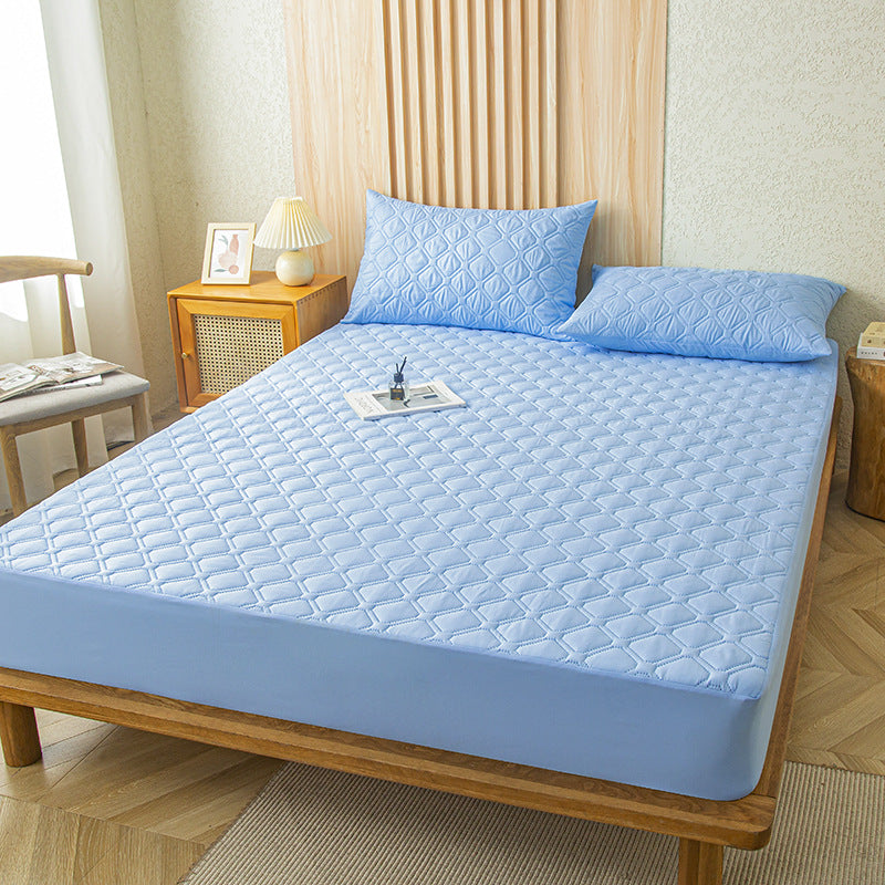 Wearclo | Quilted Waterproof Mattress Protector with Quilted Design