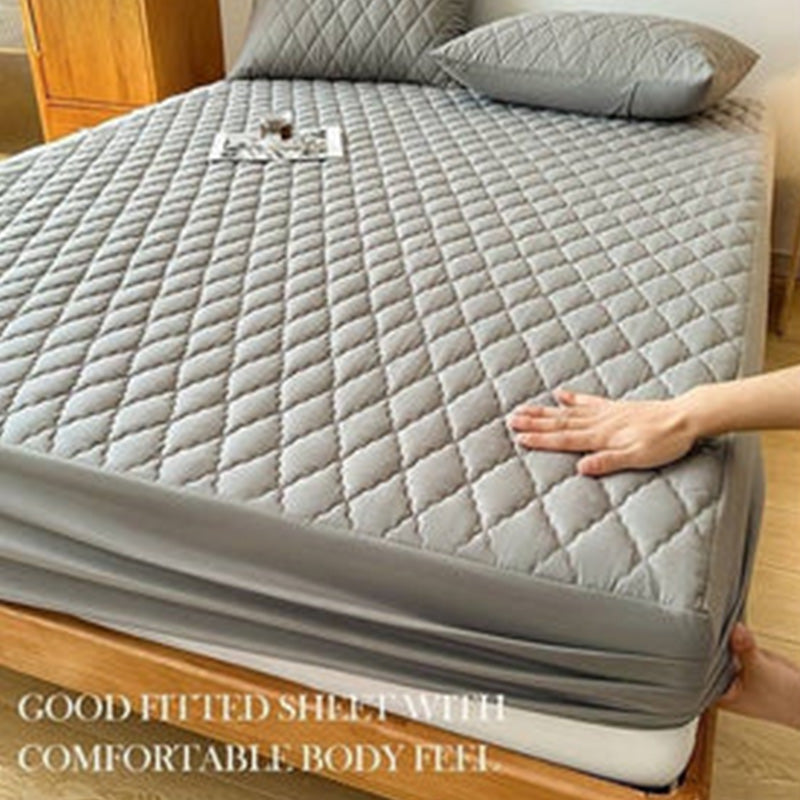 Wearclo | Quilted Waterproof Mattress Protector with Quilted Design