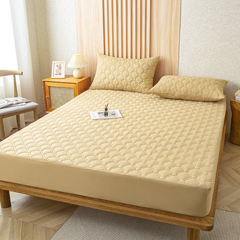 Wearclo | Quilted Waterproof Mattress Protector with Quilted Design