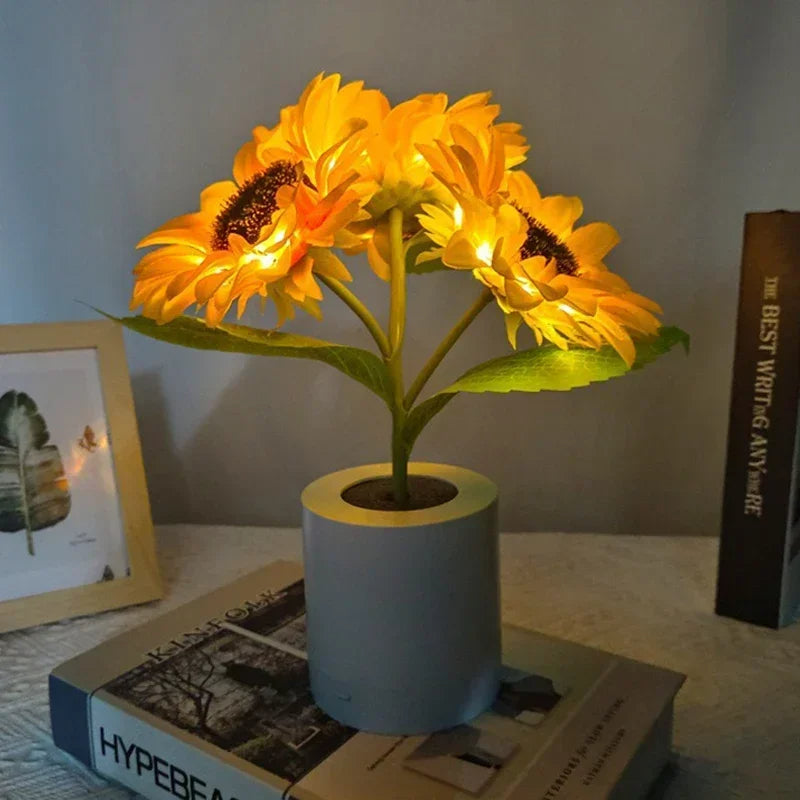 Wearclo | Rechargeable Sunflower Night Lamp