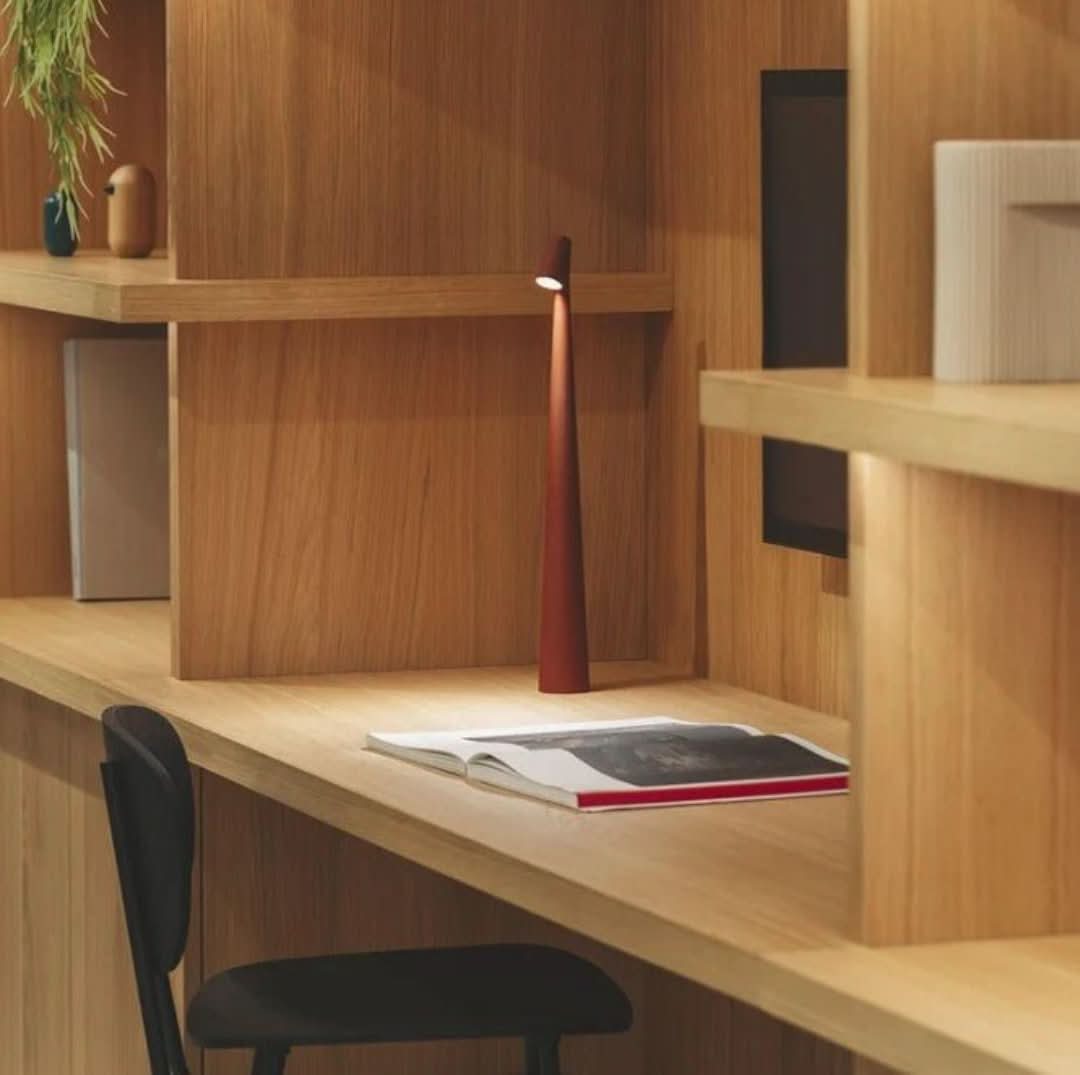 Wearclo | Scandinavian Drip-Free Table Lamp | Touch Control & USB Charging