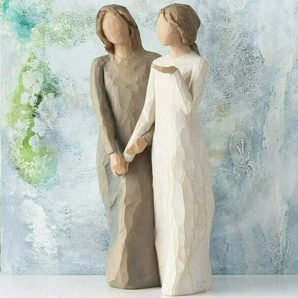 Wearclo | Sisters Figurine made of Resin