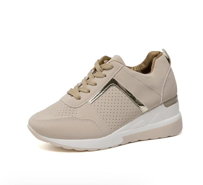 Wearclo Sneaker - No more aching feet