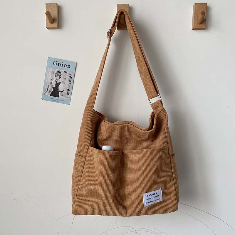 Wearclo | Snor Crossbody Bag – Silent and Durable Leather Strap Bag for Everyday Use