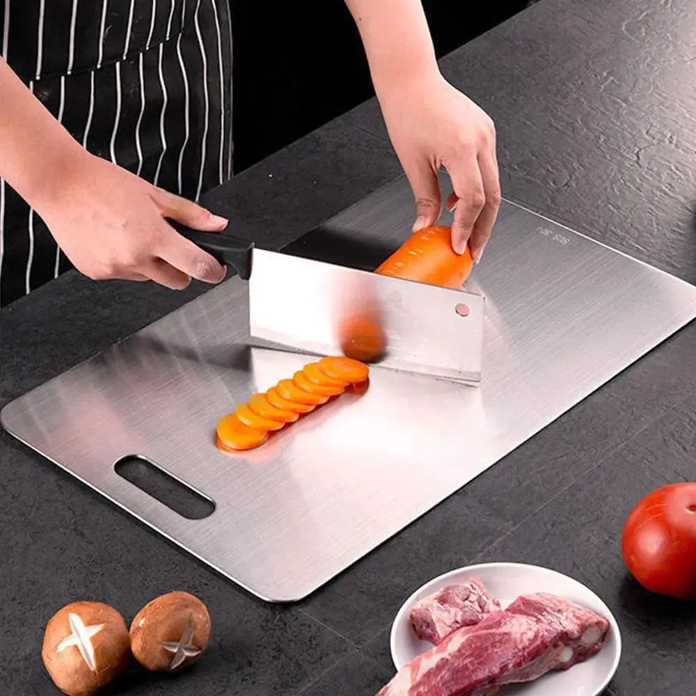 Wearclo | Titan Kitchen Cutting Board
