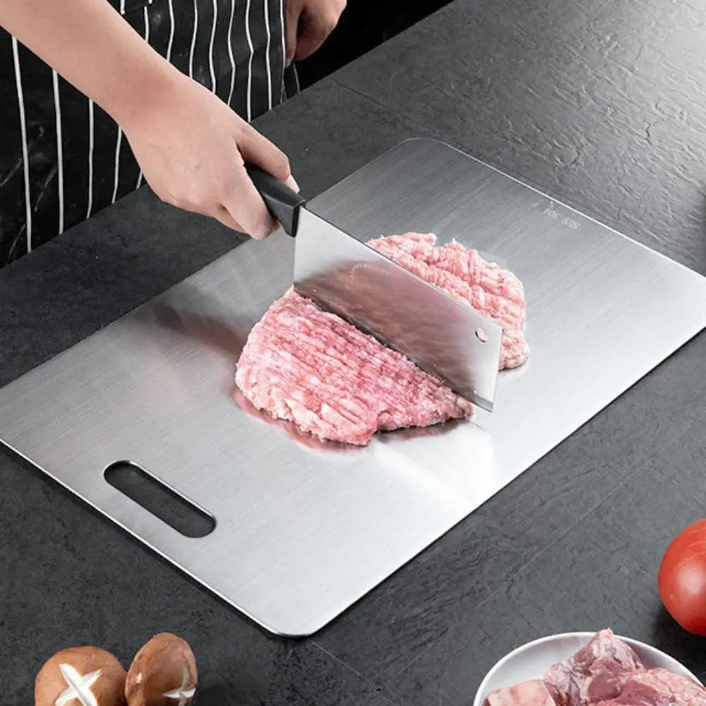 Wearclo | Titan Kitchen Cutting Board