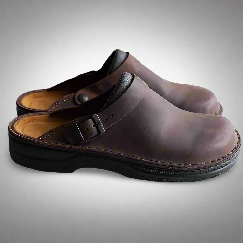 Wearclo | Unisex Slip-On Clogs with Buckle Strap