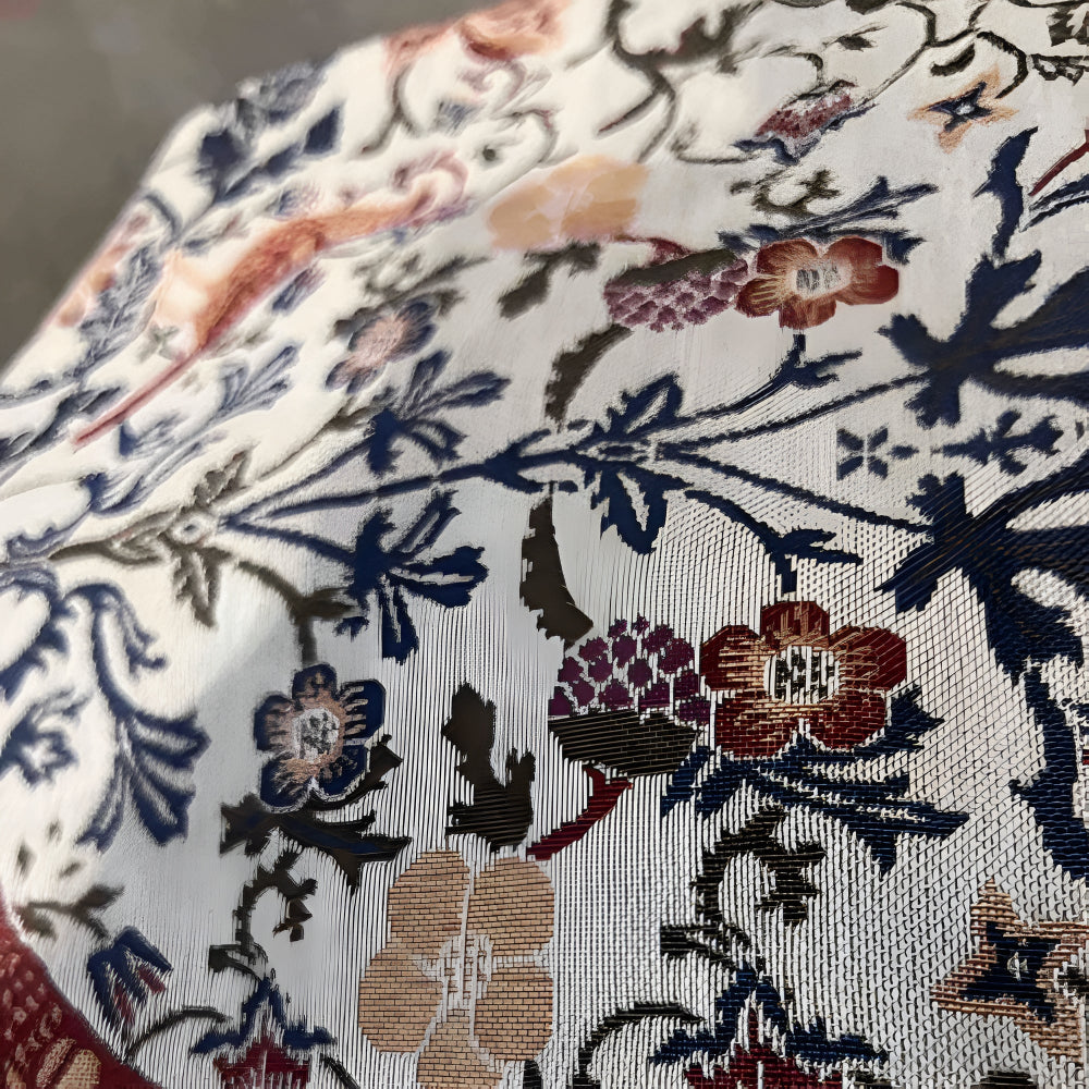 Wearclo | Vintage Floral & Bird Jacquard Table Runner