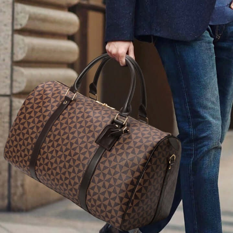 Wearclo | Westman – Premium Leather Unisex Travel Bag Stylish Duffle Bag