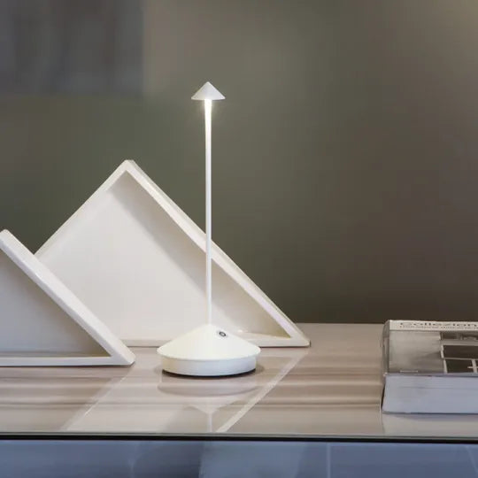 Wearclo | Wireless LED Table Lamp - Rechargeable & Dimmable Atmosphere
