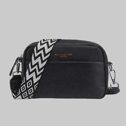 Wearclo | Women's Crossbody Bag with Geometric Strap