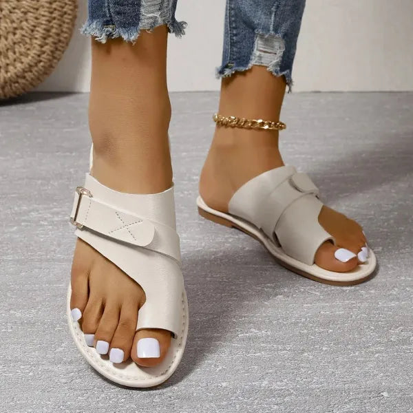Wearclo | Women's Flat Thong Sandals with Adjustable Strap