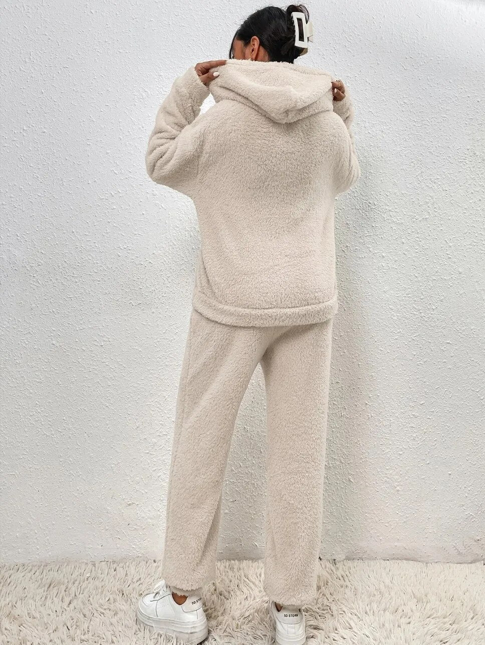 Wearclo | Women's Hooded Fleece Loungewear Set