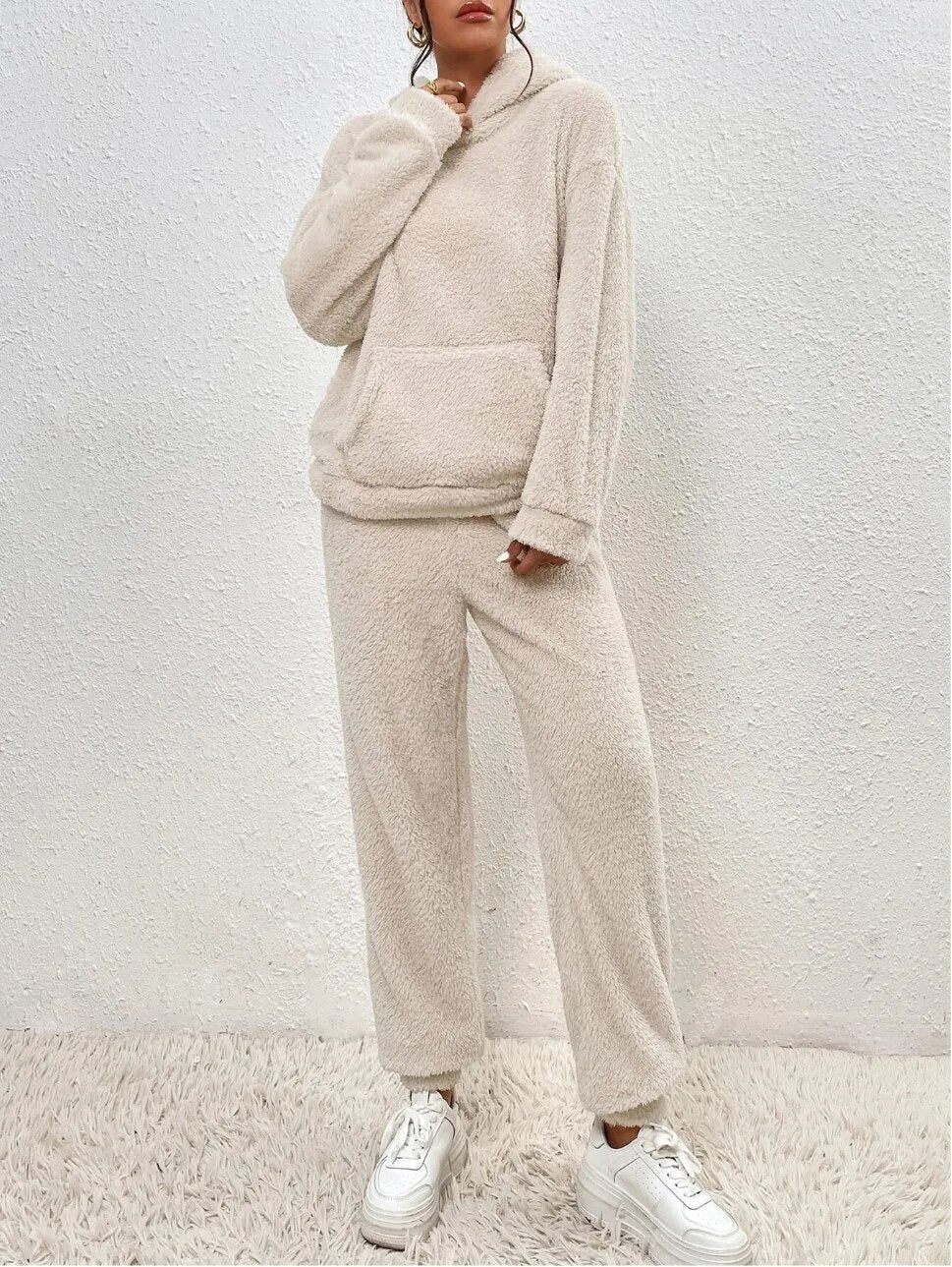 Wearclo | Women's Hooded Fleece Loungewear Set