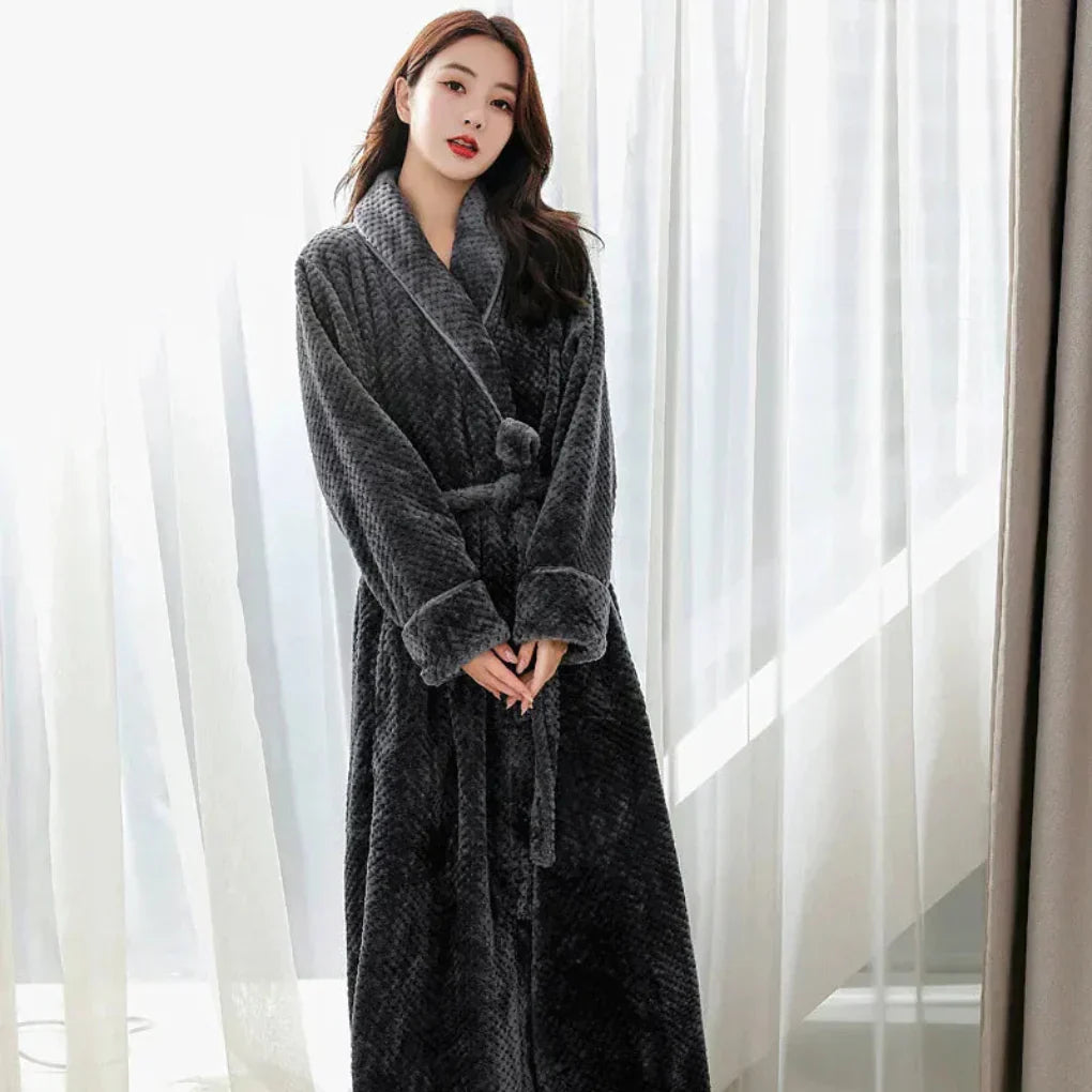 Wearclo | Women's Plush Hooded Robe