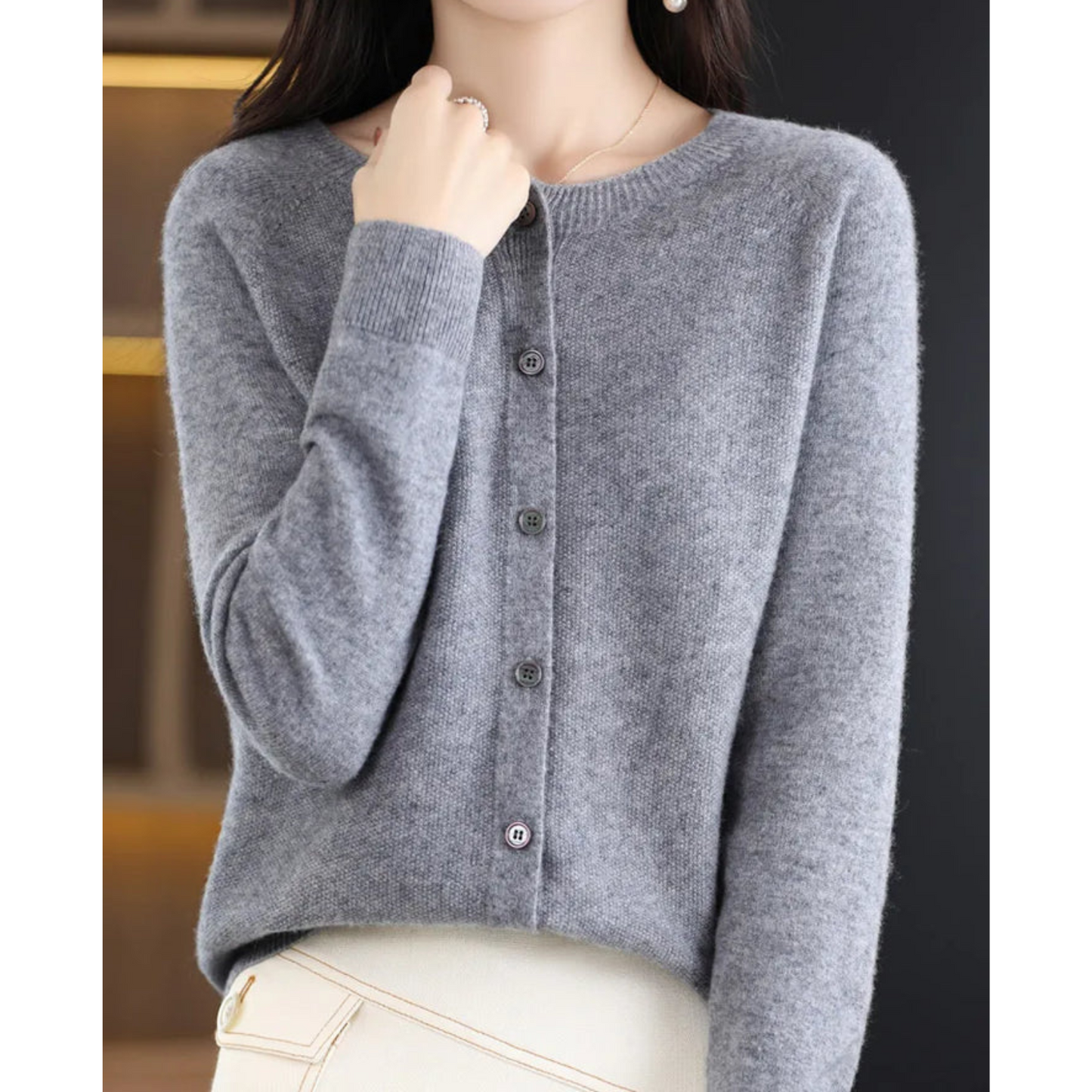 Wearclo Women's Round Neck Cardigan Sweater