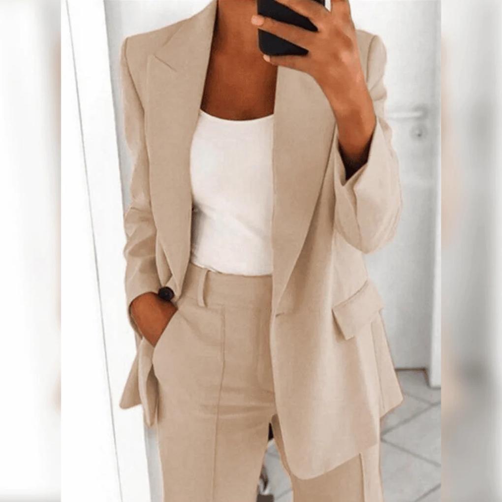 Wearclo | Women's Two-Piece Suit Set – Notch Lapel Blazer & Trousers