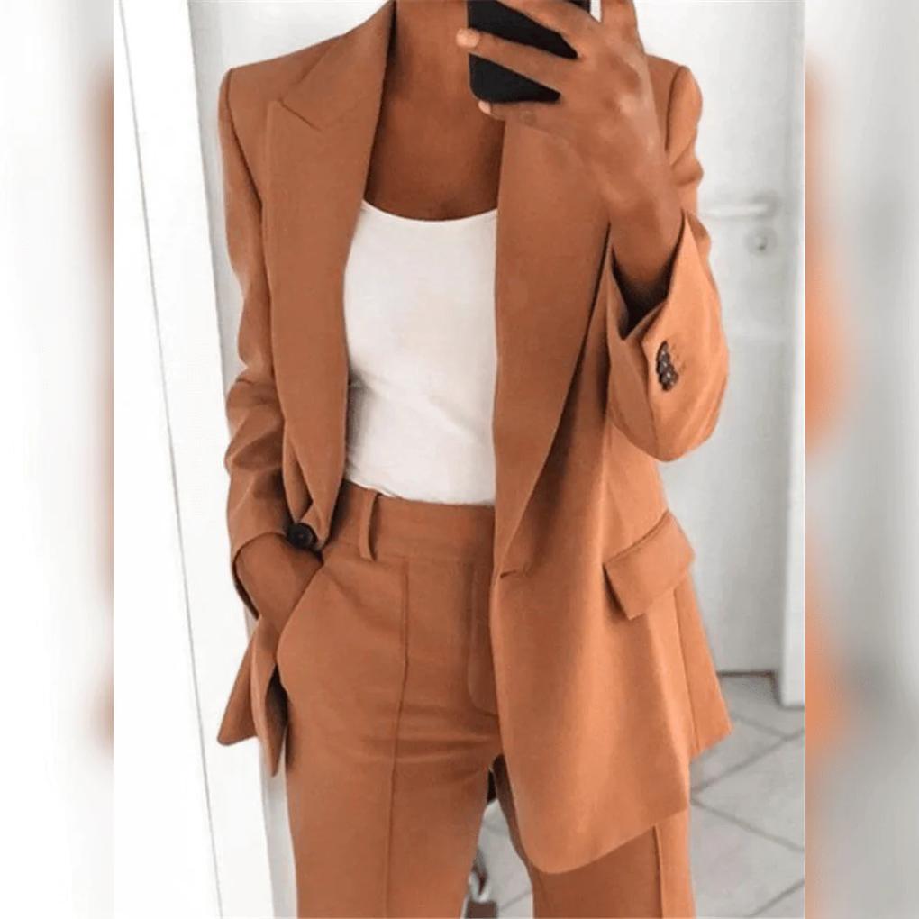 Wearclo | Women's Two-Piece Suit Set – Notch Lapel Blazer & Trousers