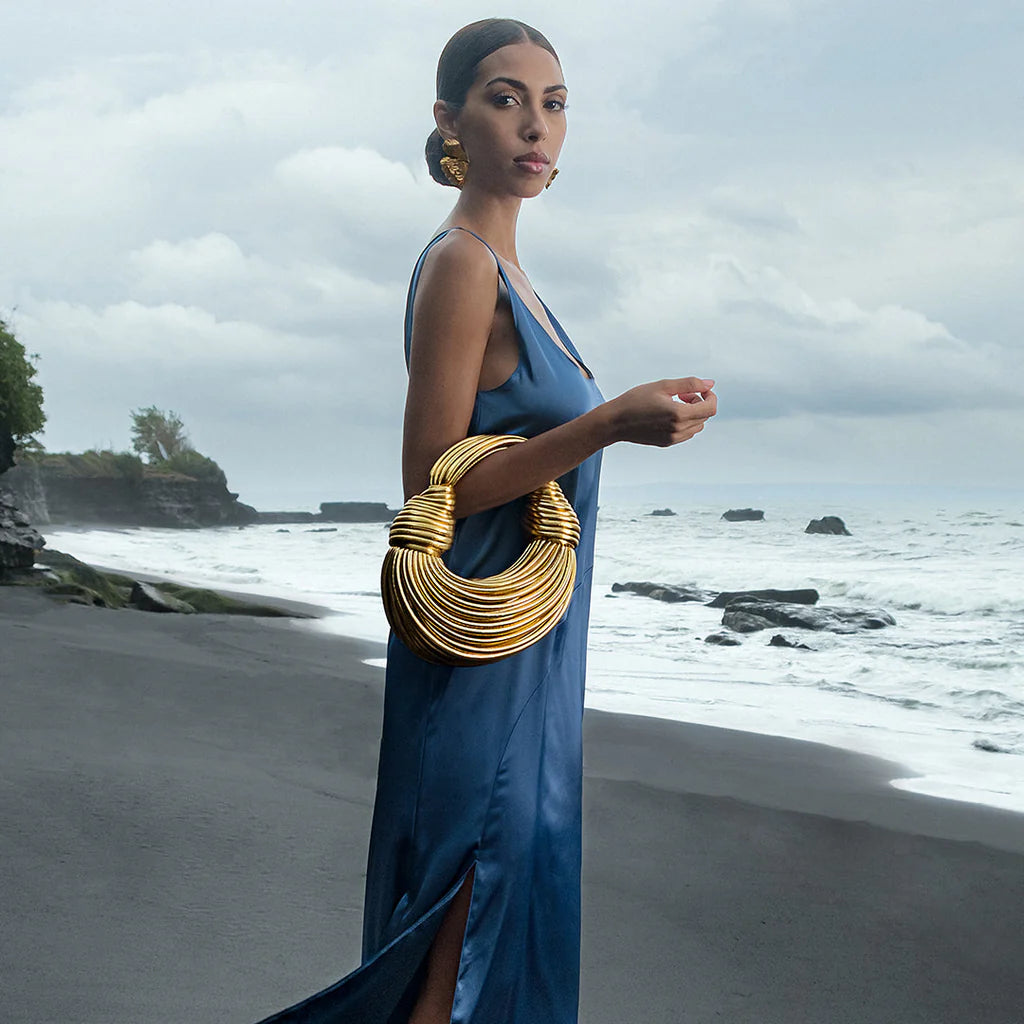 Wearclo | Women's Woven Handle Bag with Twist Detail