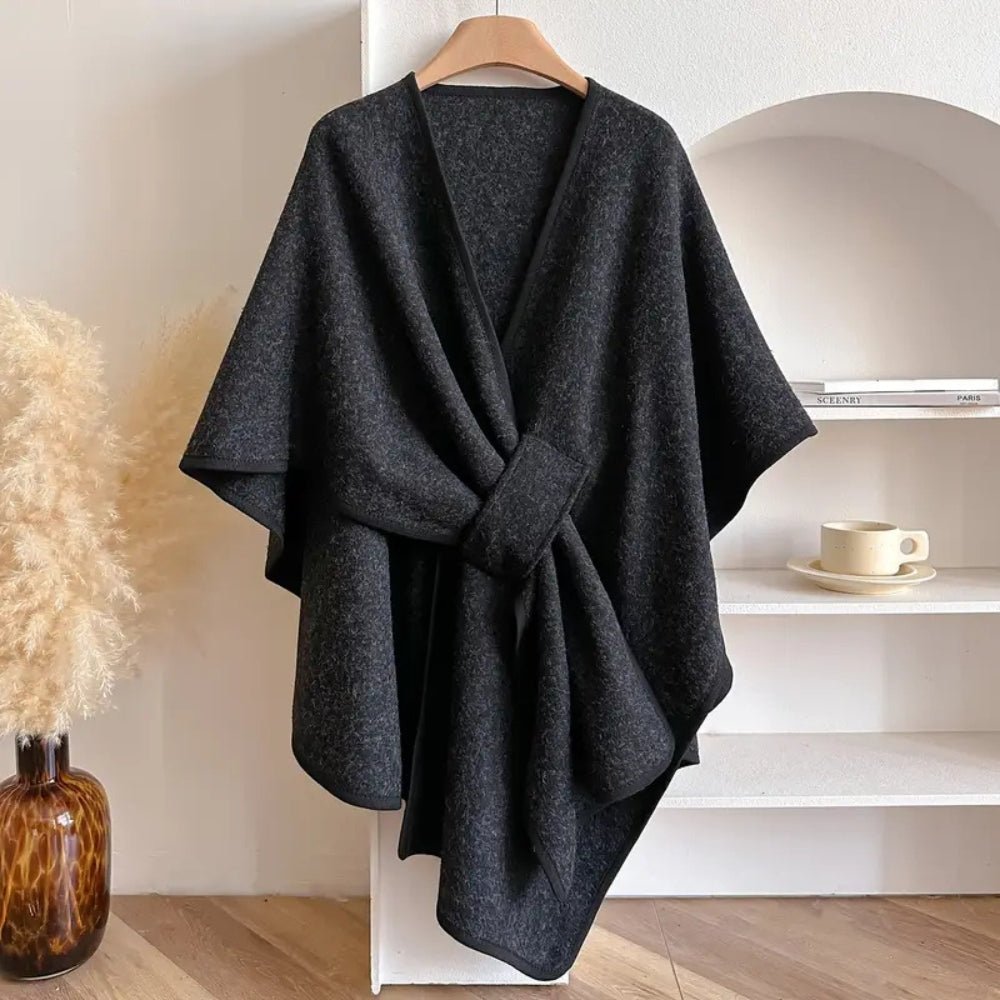 WINDWRAP – Luxurious poncho-scarf-coat for all seasons