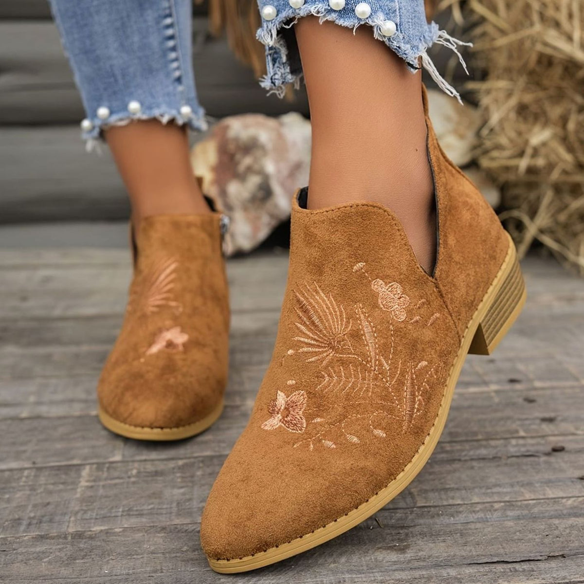Women's Embroidered Low-Heel Pointed-Toe Ankle Boots