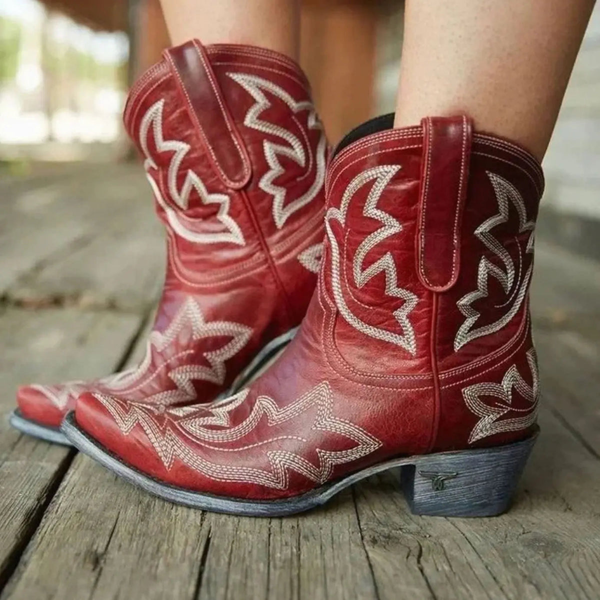 Women's Embroidered Western Cowboy Block Heel Ankle Boots