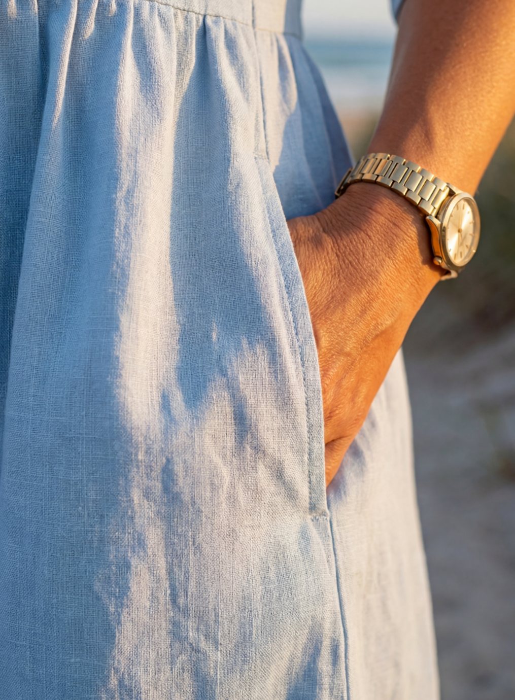 Women's Linen Midi Dress with Round Neck and Half Sleeves