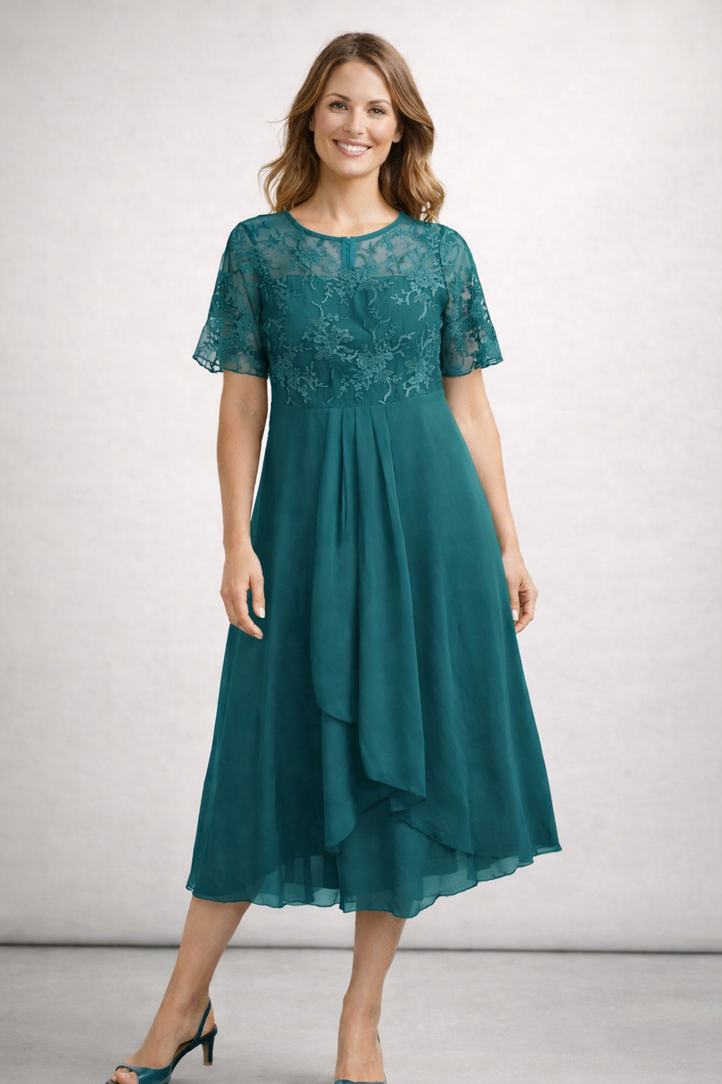 Women's Midi Dress with Lace and Chiffon Short Sleeves
